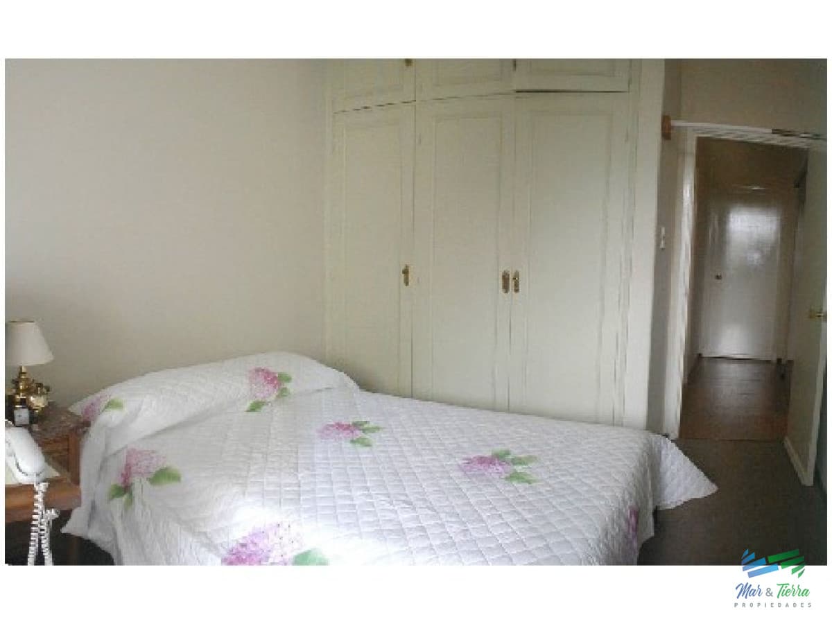 Apartamento en Brava, 3 dormitorios *