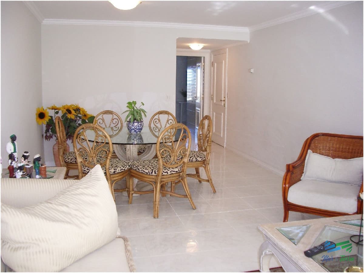 En alquiler y venta.. primera línea playa mansa!!!