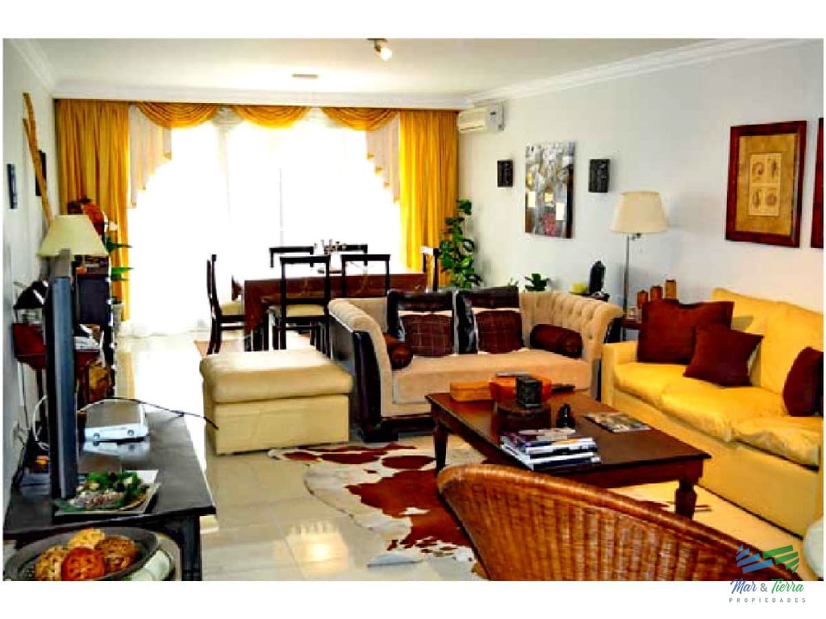 Apartamento en Mansa, 3 dormitorios *