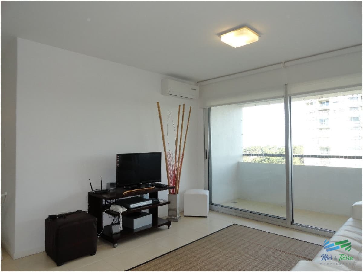 Apartamento en Roosevelt, 2 dormitorios *