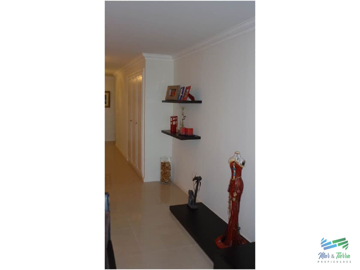 Apartamento en Brava, 3 dormitorios *