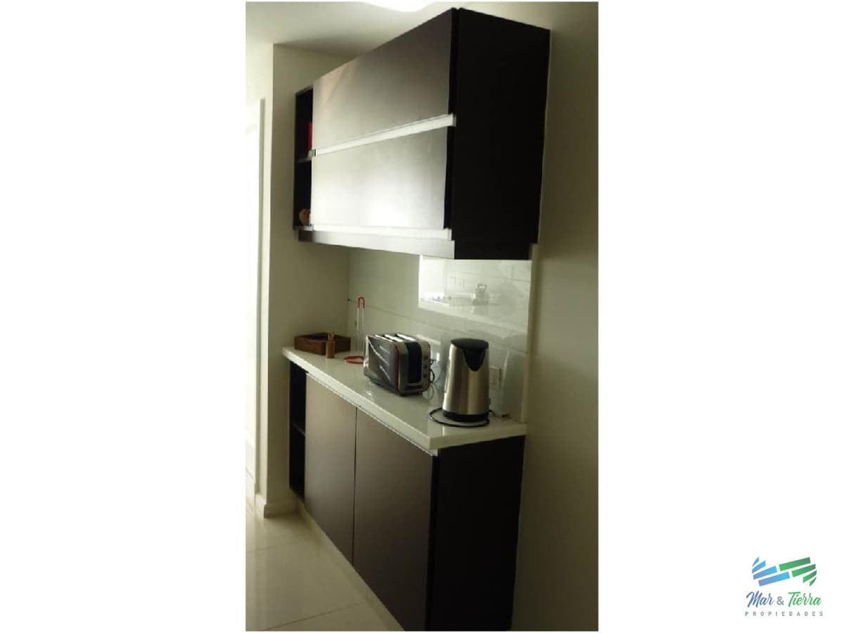 Apartamento en Brava, 3 dormitorios *