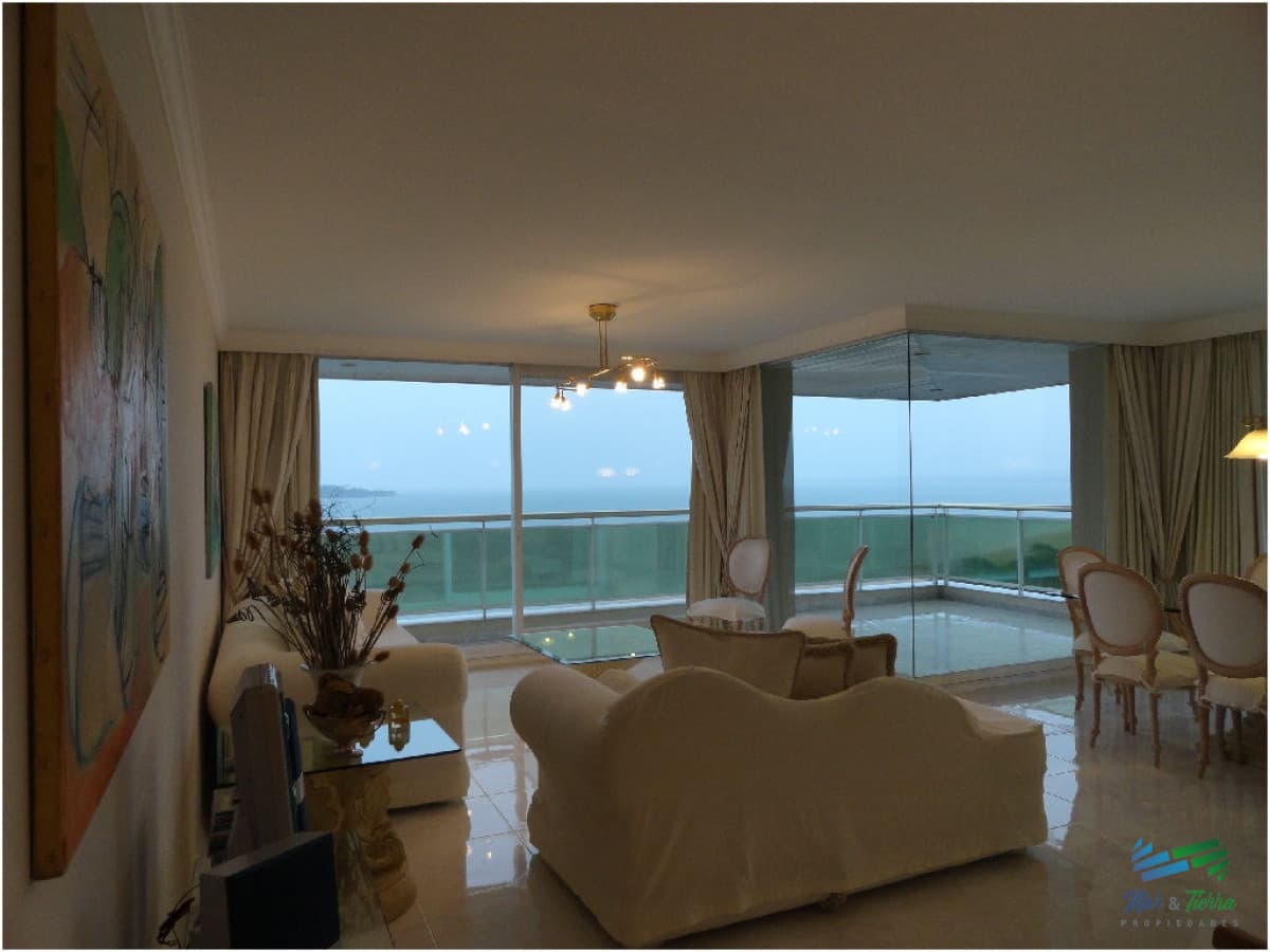 Apartamento en Mansa, 3 dormitorios *