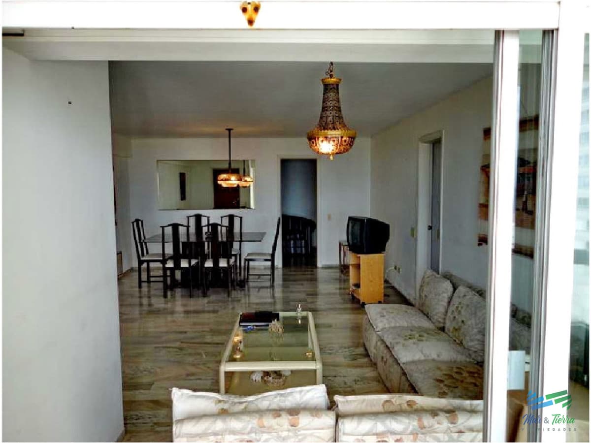 Apartamento en Peninsula, 3 dormitorios *