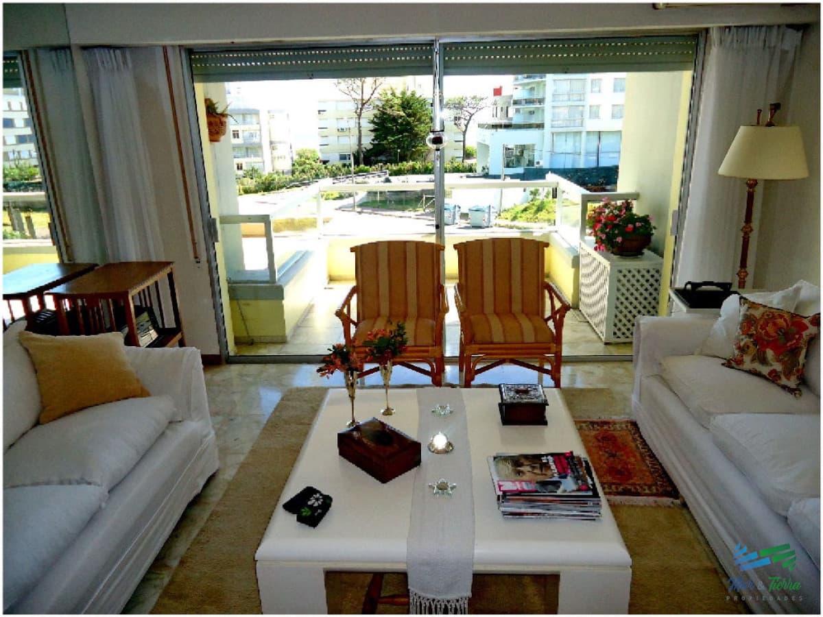 Apartamento en Mansa, 3 dormitorios *