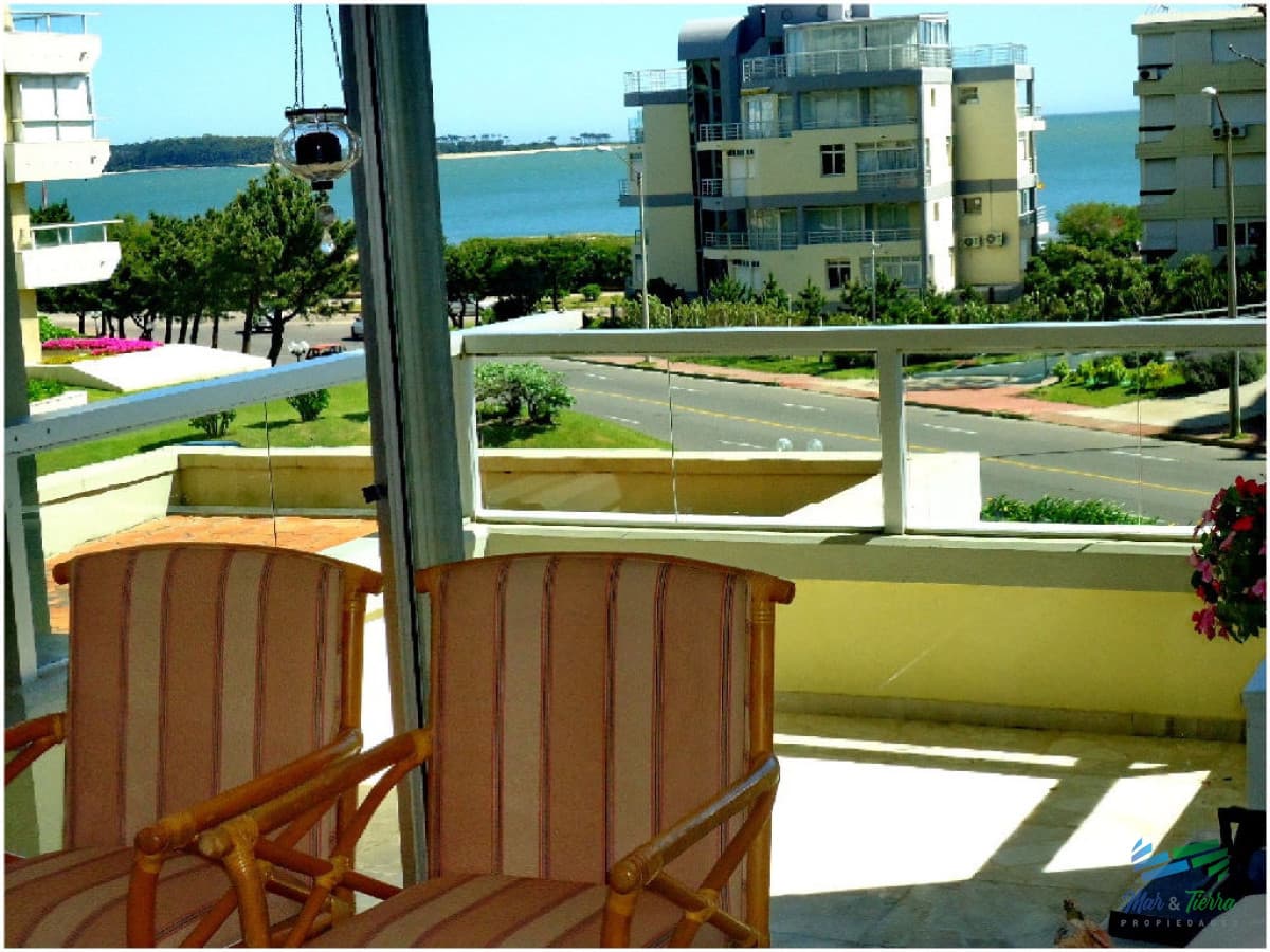 Apartamento en Mansa, 3 dormitorios *
