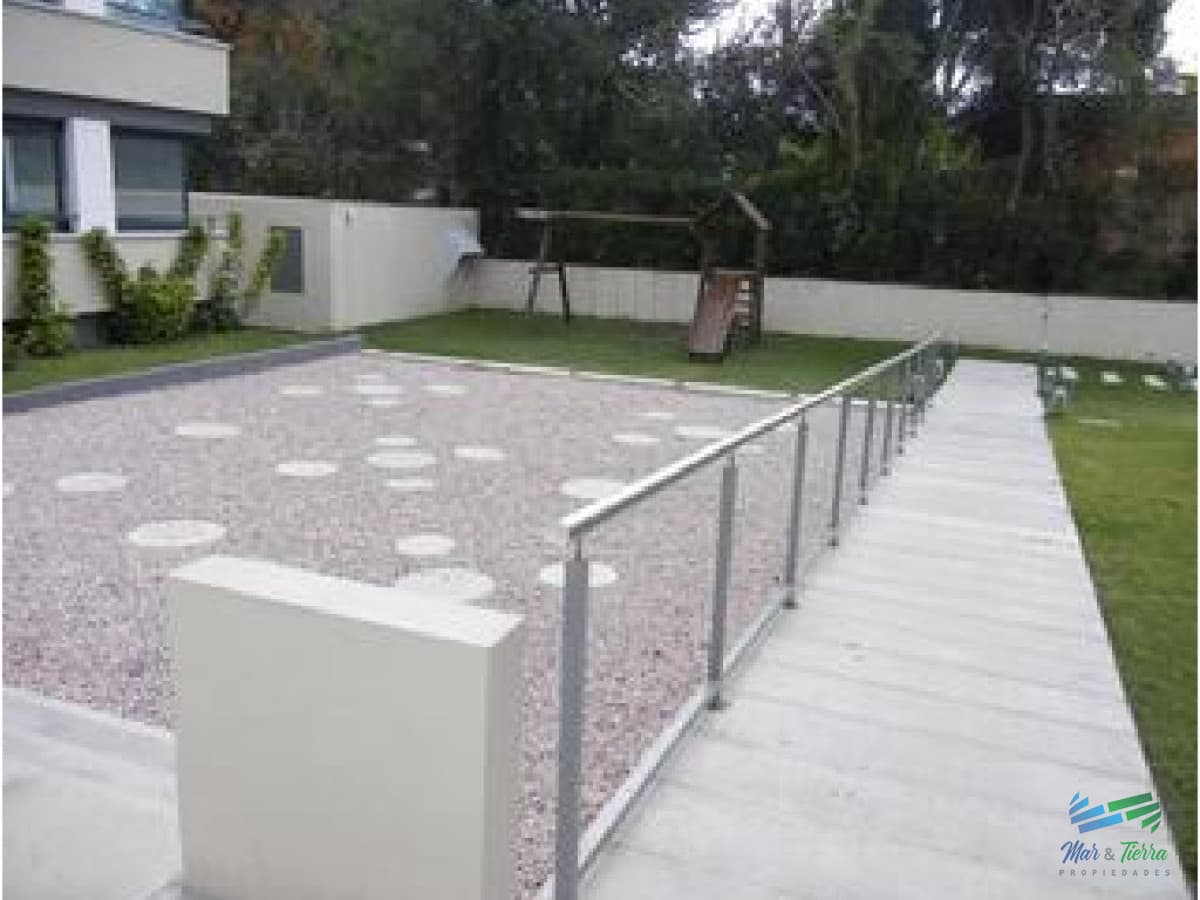 Apartamento en Maldonado, 3 dormitorios *