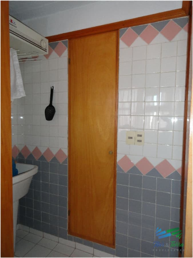 Muy lindo apartamento , en el corazón de la Península a 1 cuadra de Av. Gorlero.