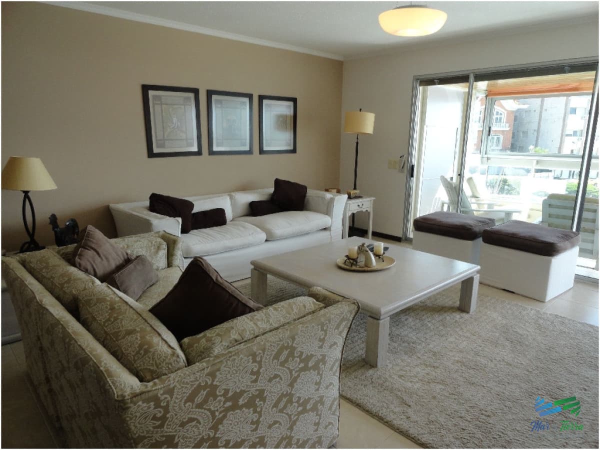 Apartamento en Mansa, 3 dormitorios *