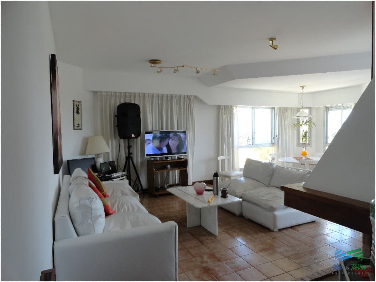 Apartamento en Roosevelt, 2 dormitorios *