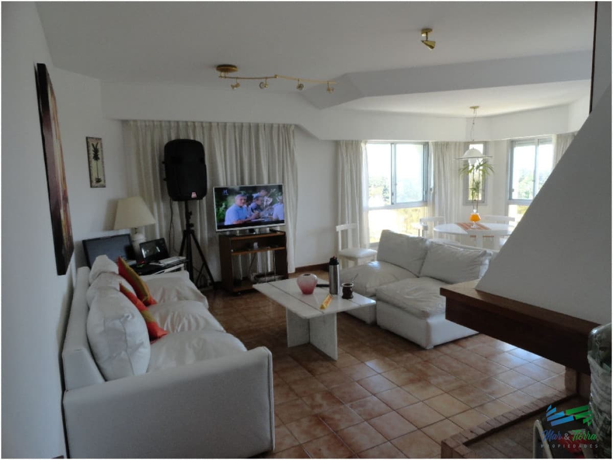 Apartamento en Roosevelt, 2 dormitorios *