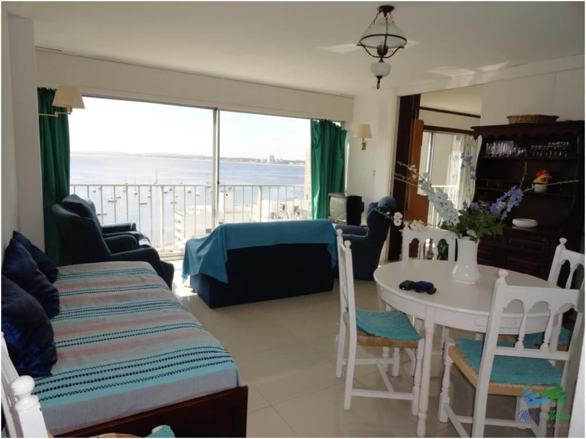 Apartamento en Peninsula, 2 dormitorios *