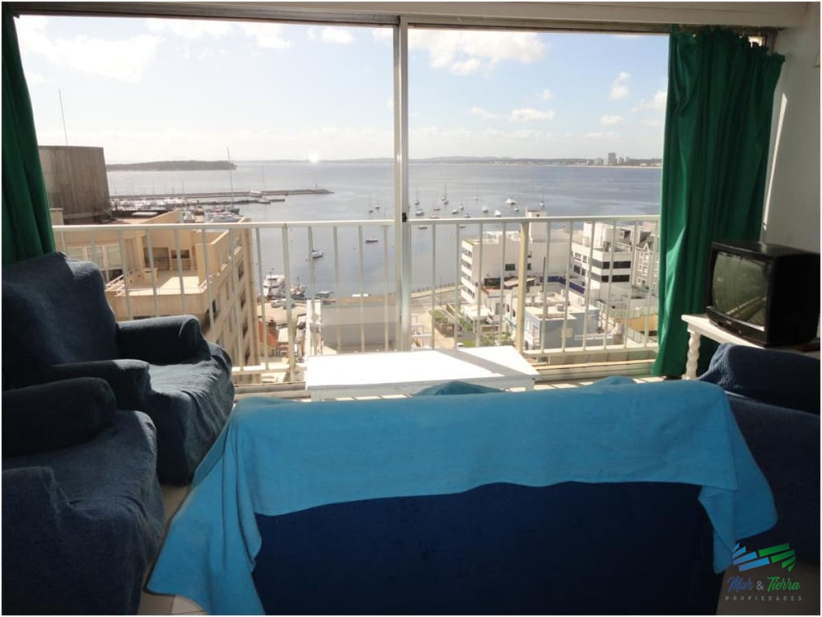 Apartamento en Peninsula, 2 dormitorios *