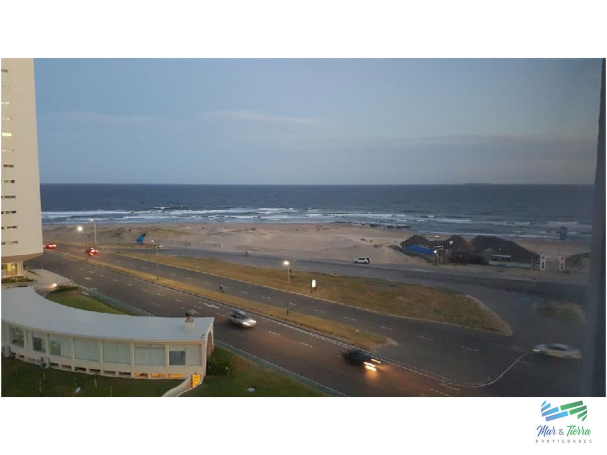 Apartamento en Brava, 1 dormitorios *