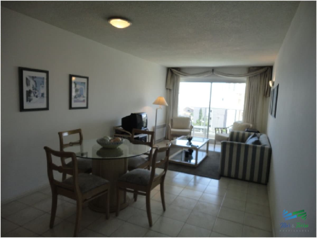 Apartamento en Brava, 1 dormitorios *