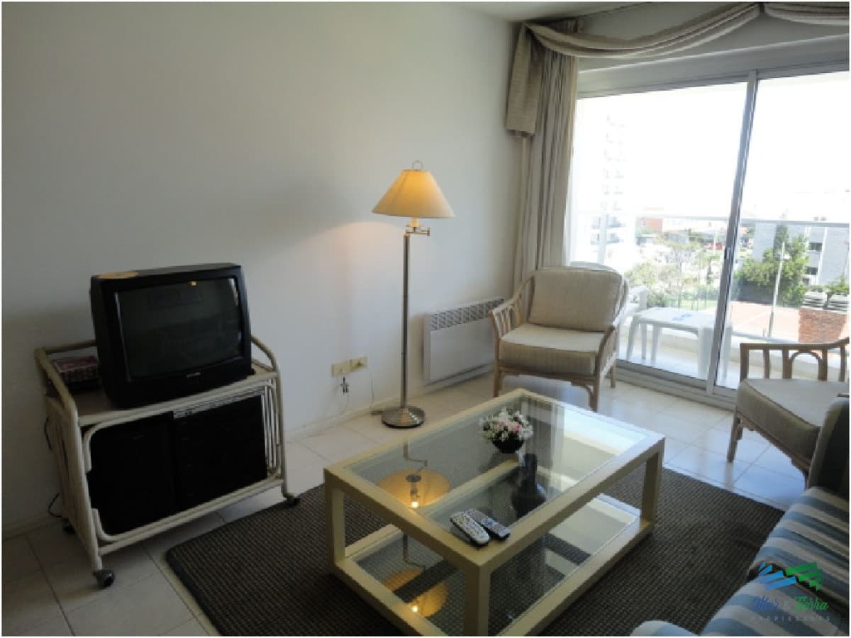 Apartamento en Brava, 1 dormitorios *