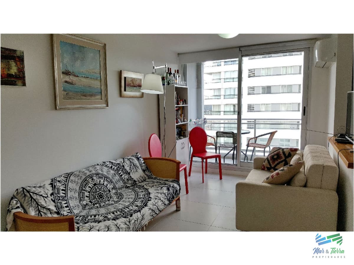En venta.... Apartamento 1 dormitorio en Av. Roosevelt, Punta del Este
