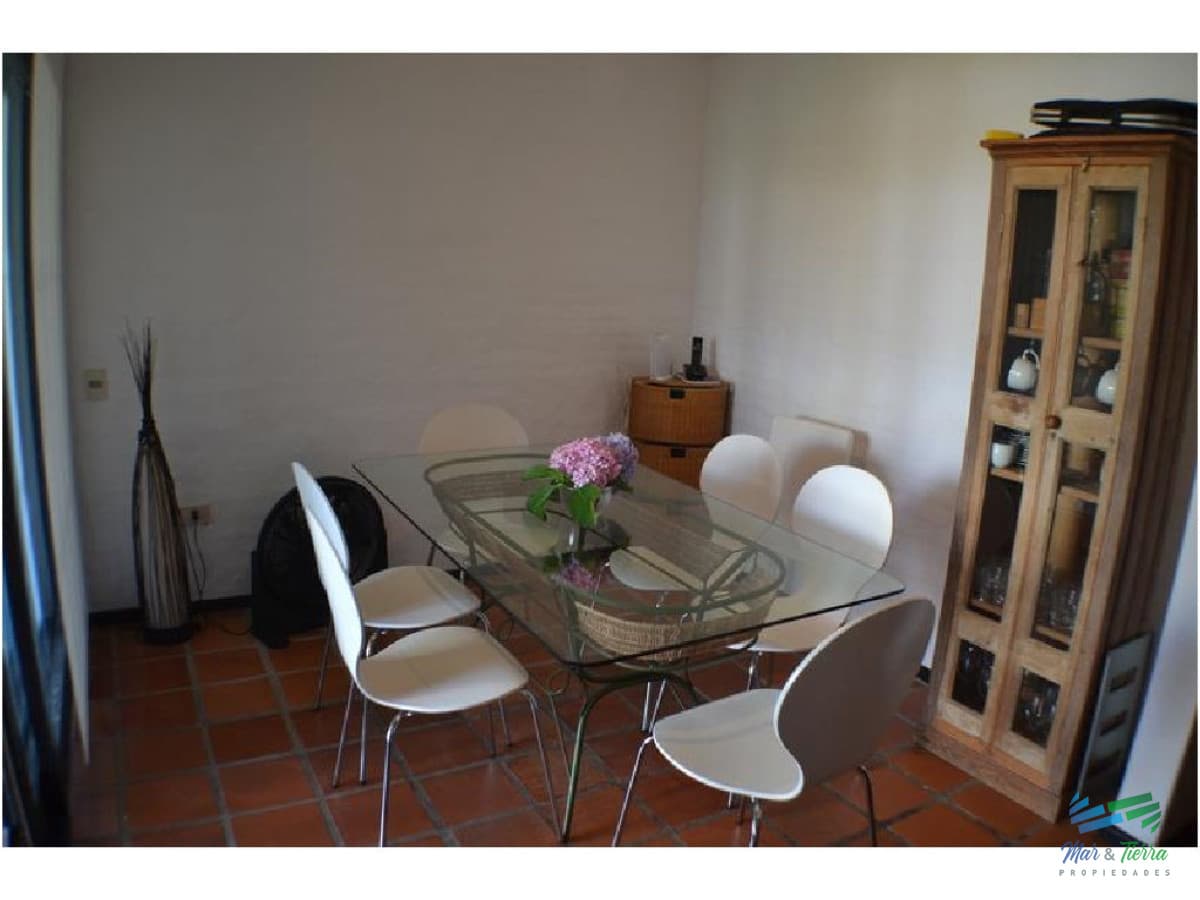Apartamento en Aidy Grill, 3 dormitorios *