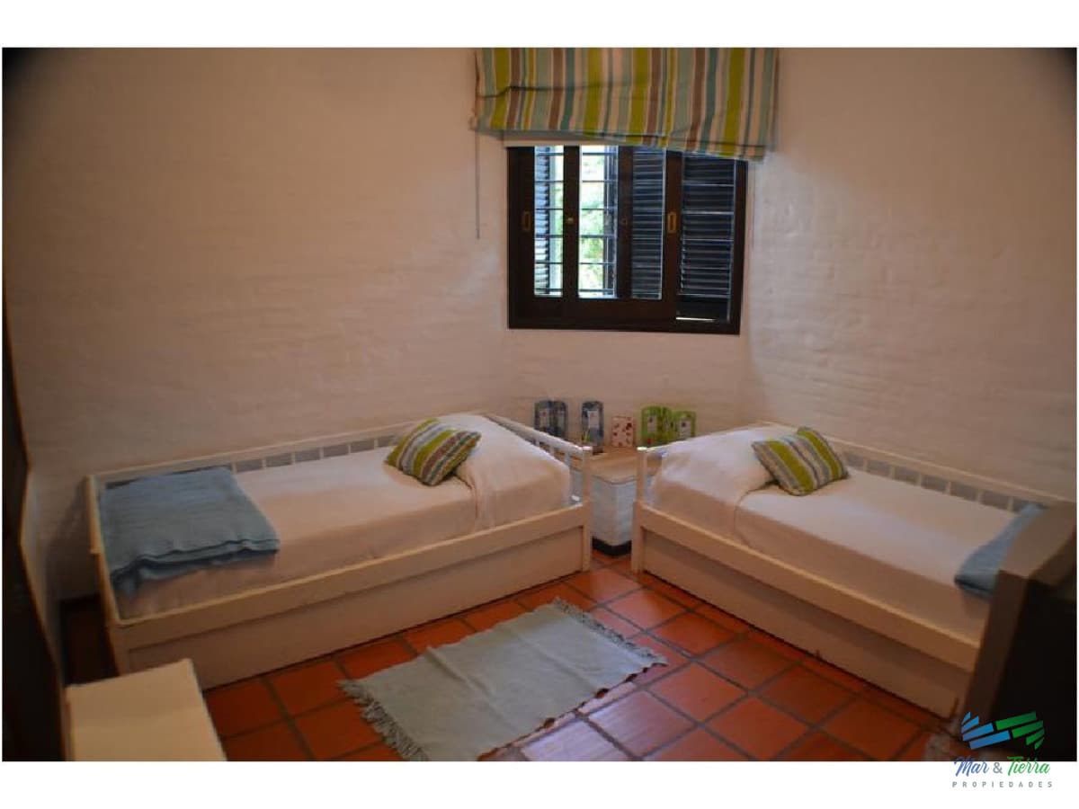 Apartamento en Aidy Grill, 3 dormitorios *
