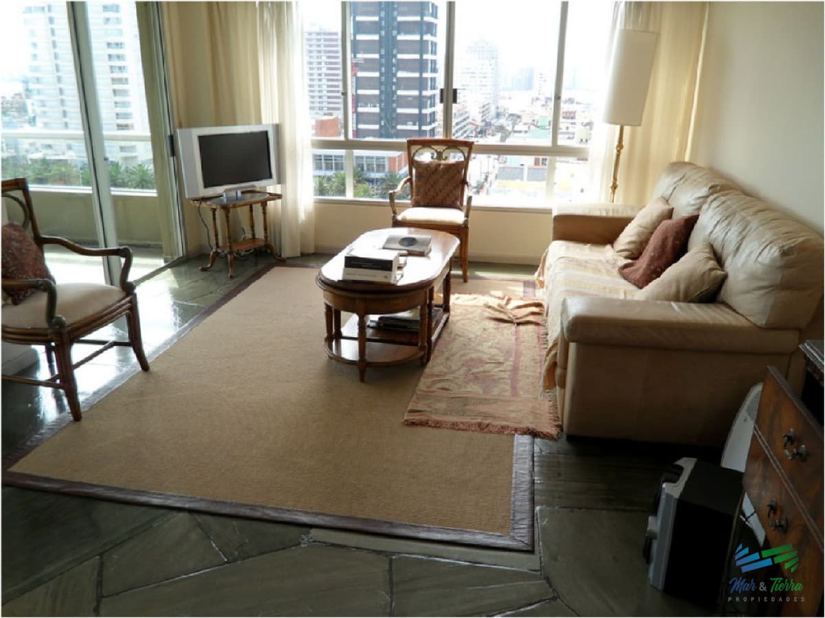 Apartamento en Peninsula, 3 dormitorios *