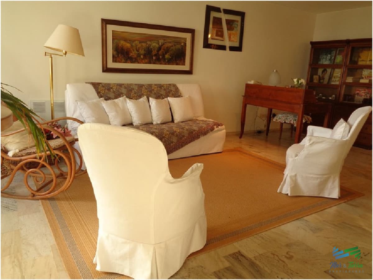 Apartamento en Roosevelt, 3 dormitorios *