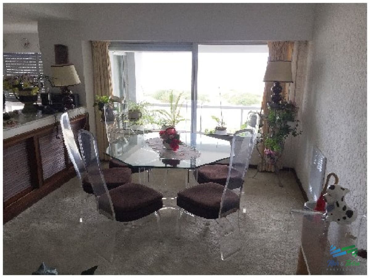 Apartamento en venta sobre Rbla., muy linda vista! Brava, Punta del Este