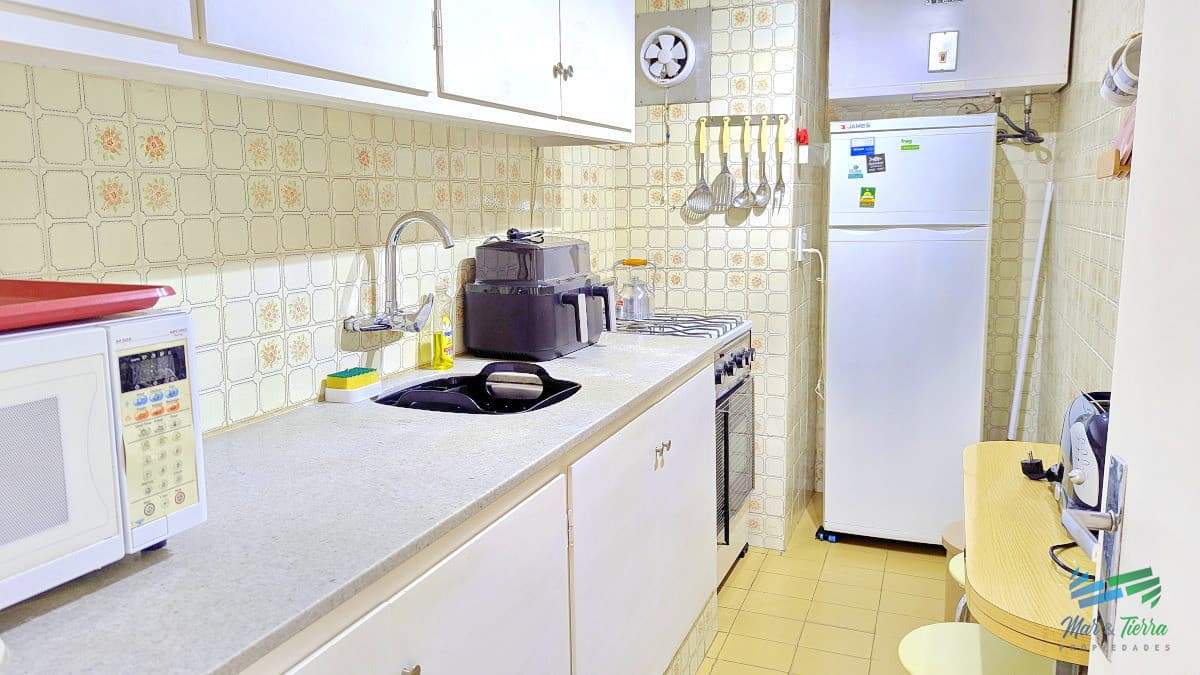 Roosevelt: Apartamento en venta y alquiler.
