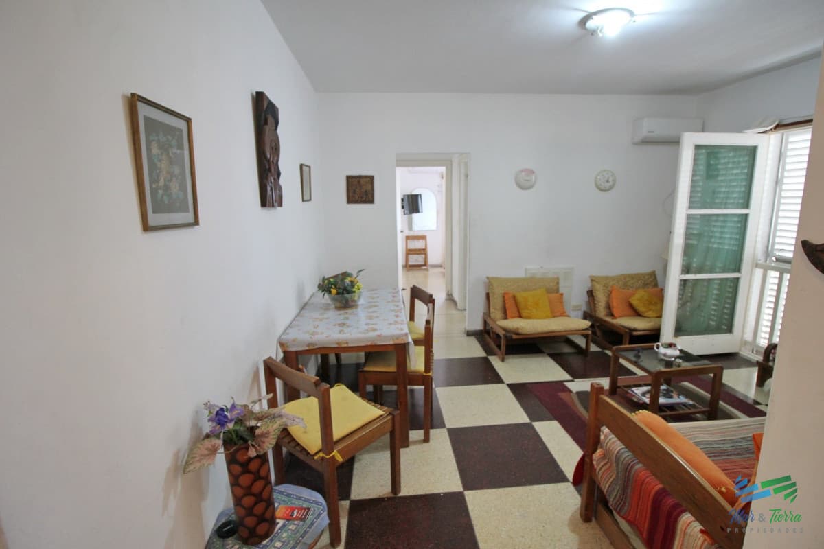 Apartamento en alquiler y venta en Península- Punta del Este