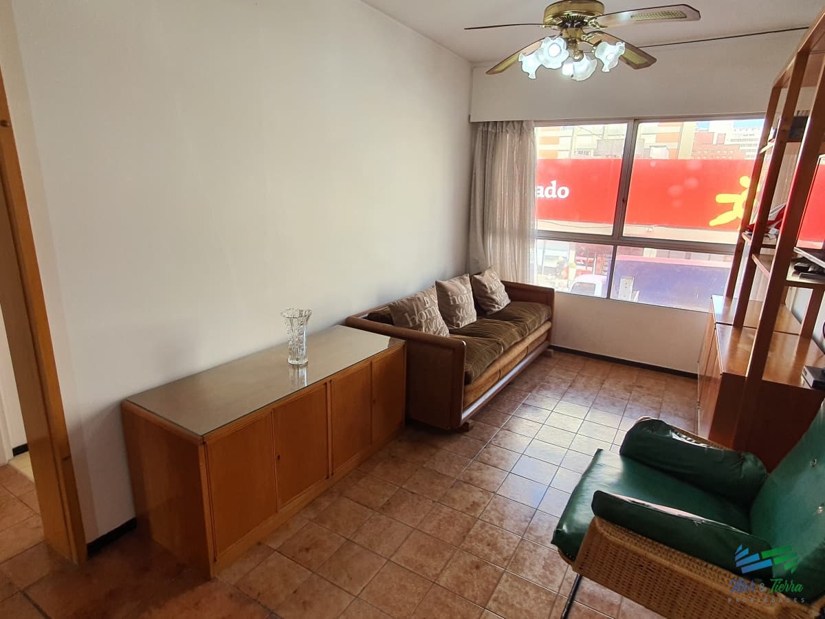 Venta de apartamento de 2 dormitorios en la península de Punta del Este