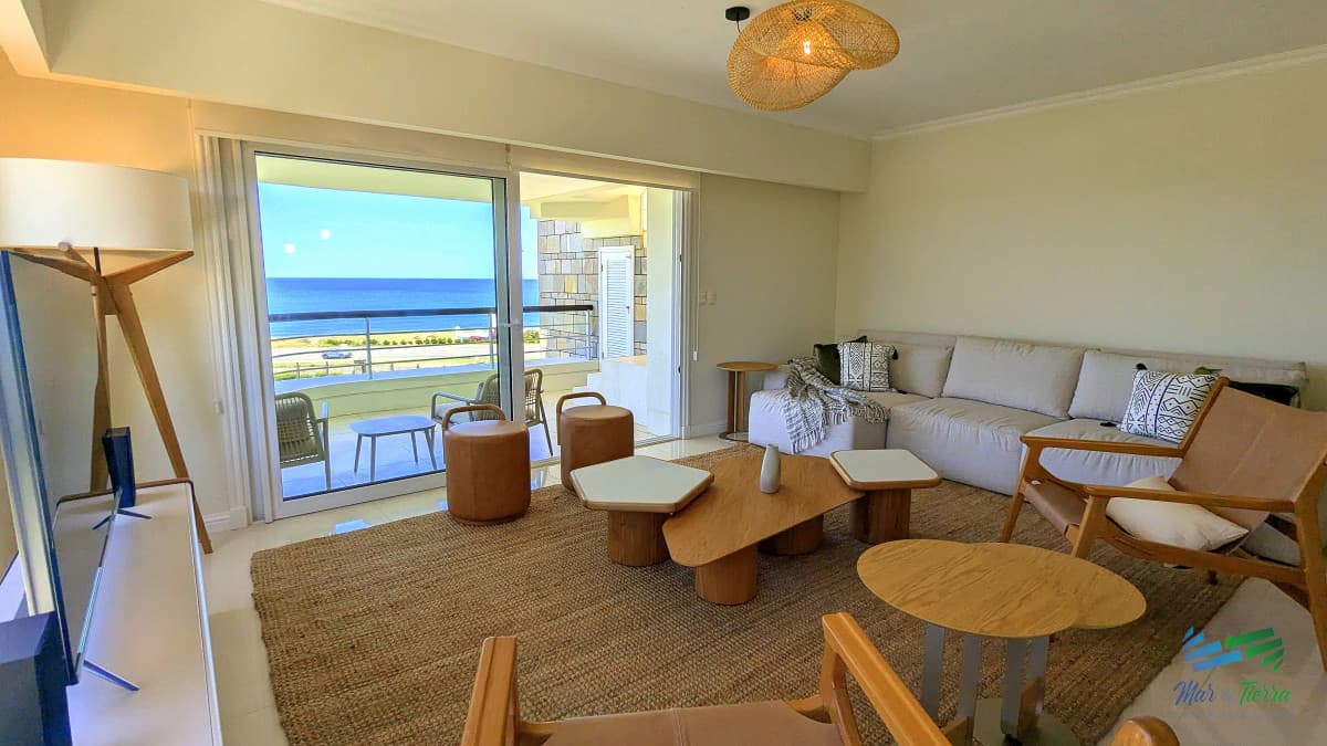 Venta de Apartamento 4 DORMITORIOS con vista al mar en VERAMANSA