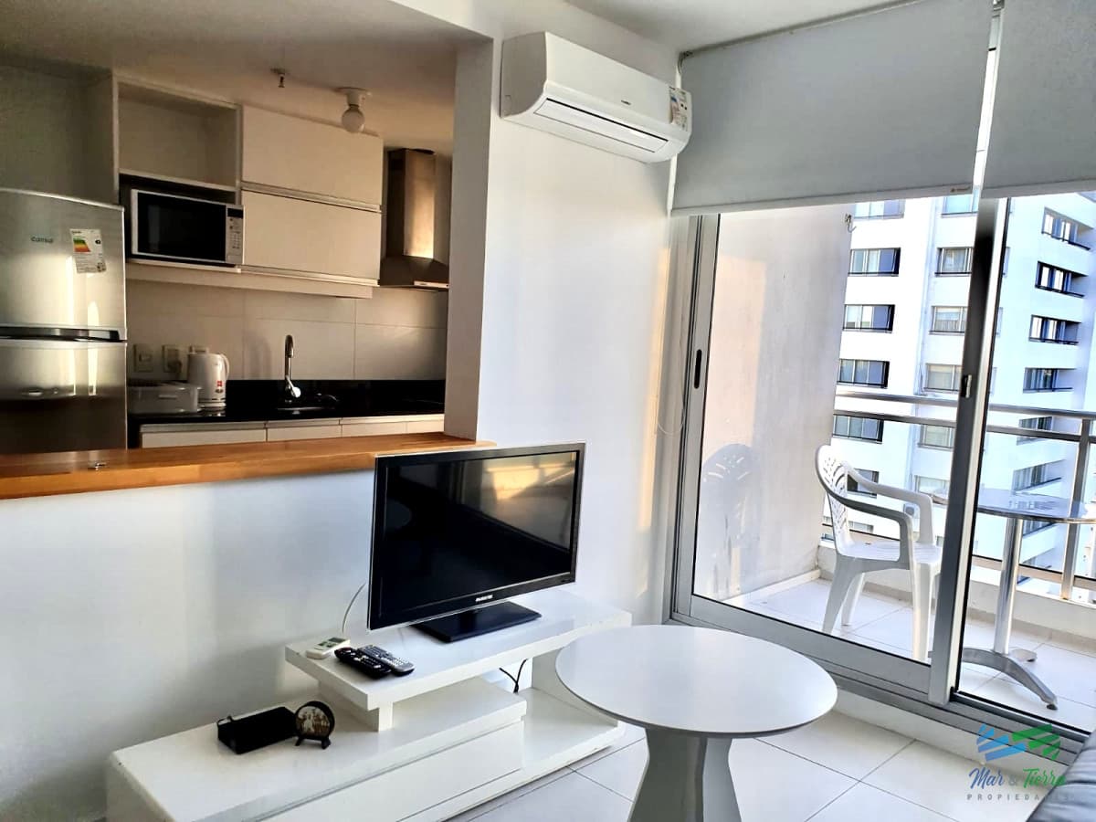 Excelente oportunidad en venta... piso alto .. Roosevelt, Punta del Este