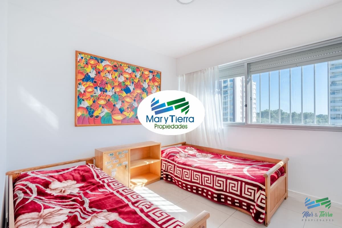 Vendo apartamento 3 dormitorios Roosevelt Punta del Este