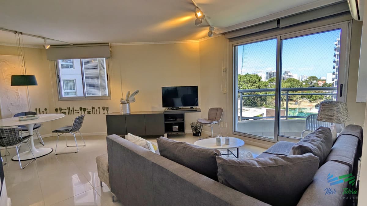 Alquiler apartamento 2 dormitorios en Ocea Drive Punta del Este