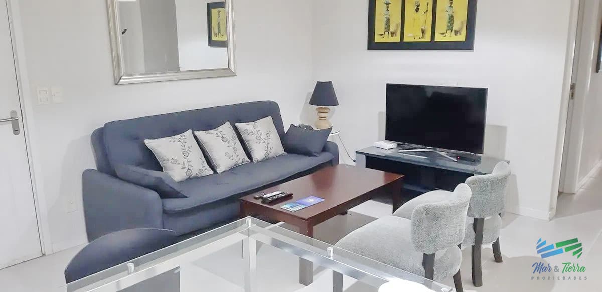 Venta de apartamento de un dormitorio sobre Roosevelt