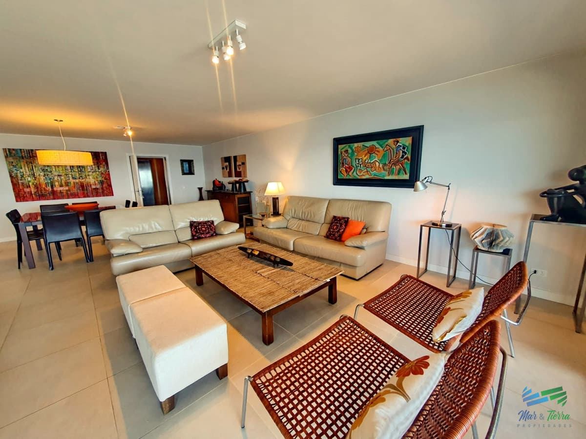 ALQUILO DEPARTAMENTO, 4 DORMITORIOS, LA MEJOR VISTA DE PUNTA DEL ESTE