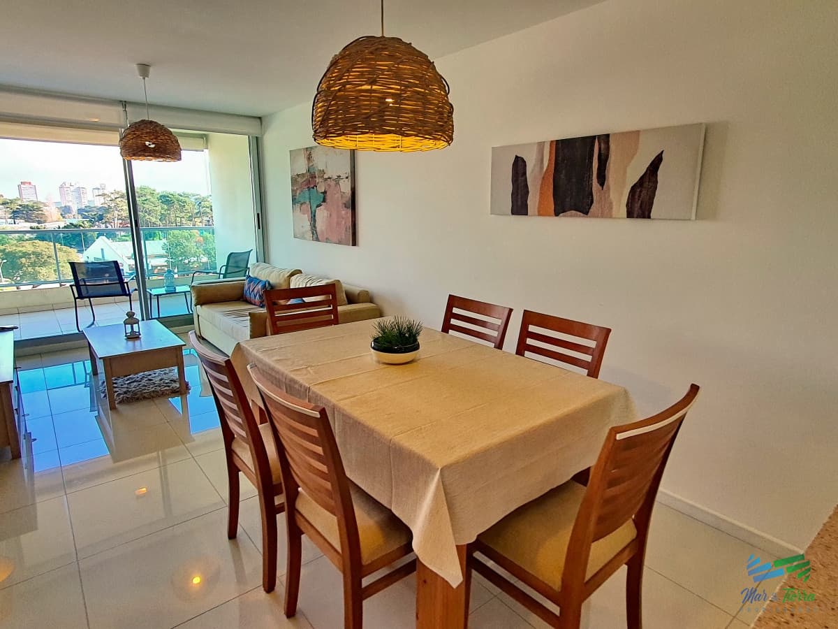 EN ALQUILER APARTAMENTO 1 DORMITORIO CON SERVICIOS, GALA VISTA, PUNTA DEL ESTE