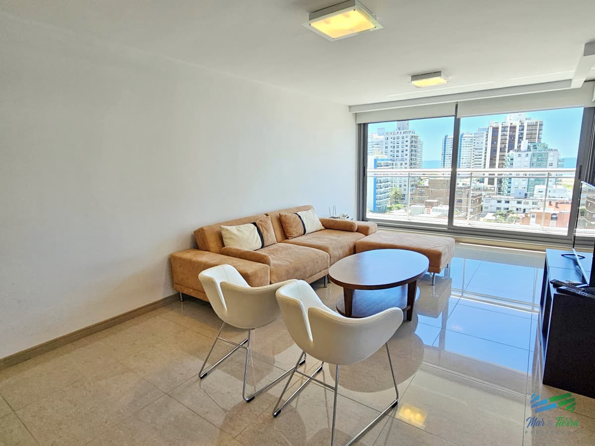 Venta de apartamento 2 dormitorios en Onix Punta del este playa Brava