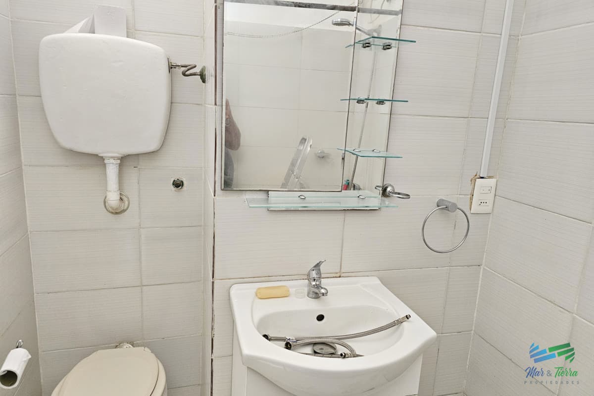 ALQUILER ANUAL Y VENTA EN LA PENÍNSULA, UN DORMITORIO, PUNTA DEL ESTE