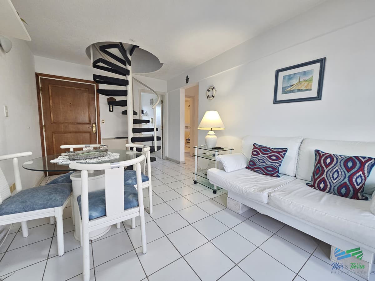 Alquilo por invierno apartamento de 2 dormitorios en Peninsula, Punta del Este
