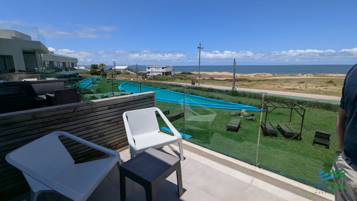 Venta de mono ambiente en Las Grutas Punta Ballena Syrah