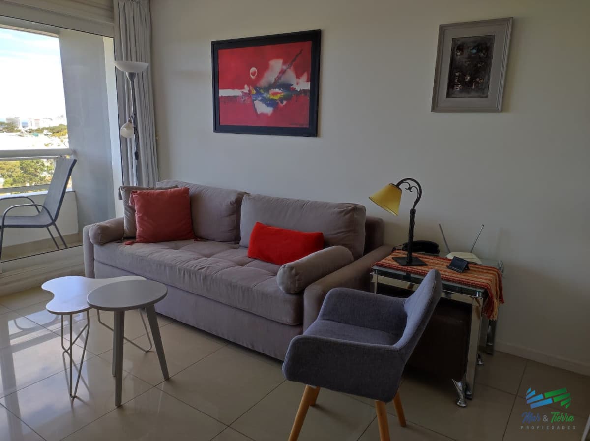 Alquilo por invierno apartamento 1 dormitorio con piscina en Roosevelt, Punta del Este