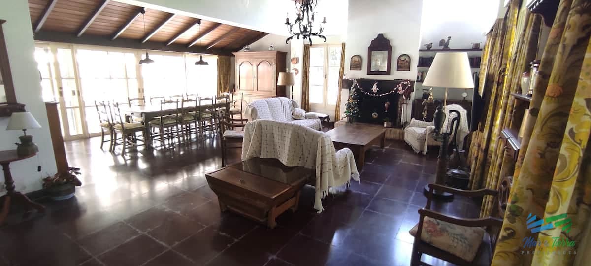 Casa en Mansa, 4 dormitorios *