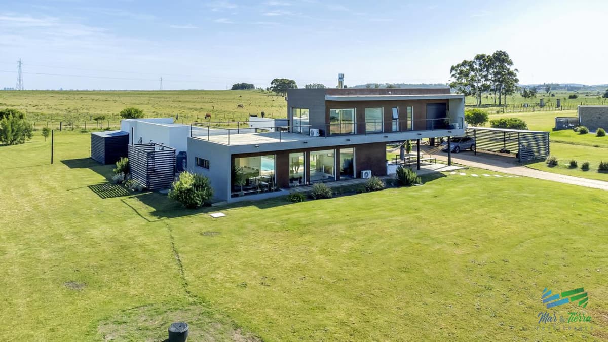 CASA EN VENTA, BARRIO PRIVADO EL QUIJOTE, PUNTA DEL ESTE.