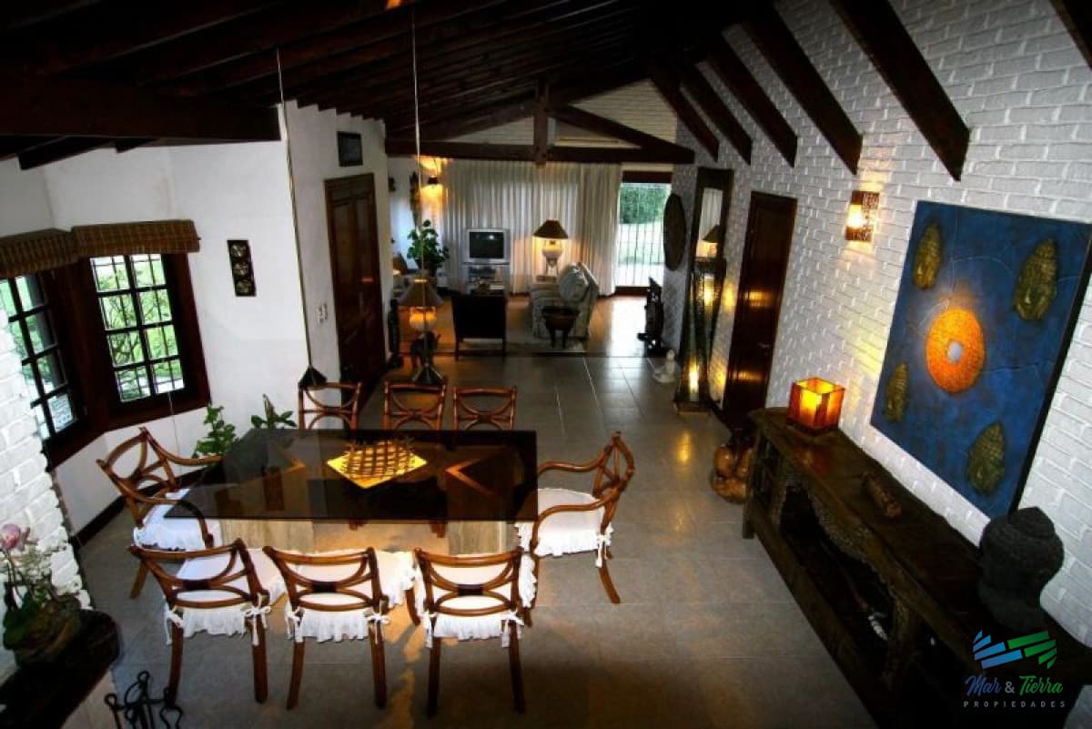 Casa en Mansa, 4 dormitorios *