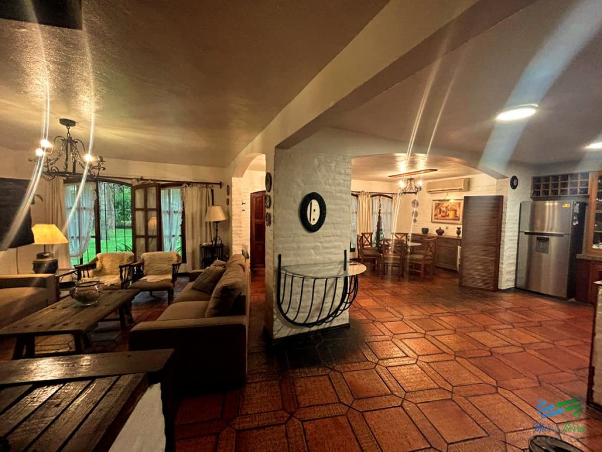 Casa en Pinares, 3 dormitorios *