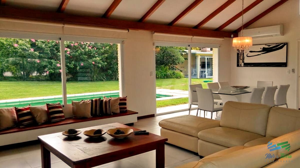 Alquiler temporada 2026, excelente casa 4 dormitorios en la mansa, Punta del Este
