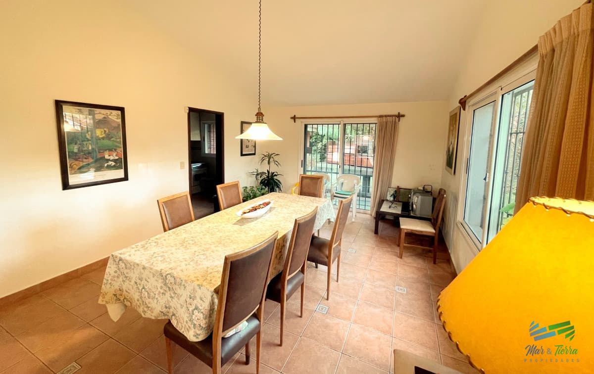 Vendo casa 5 dormitorios cerca de playa mansa, Punta del Este