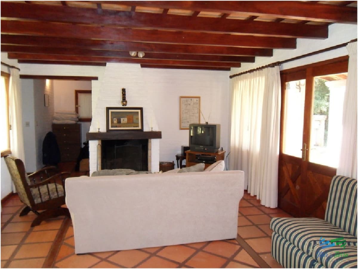 Casa de 2 dormitorios en alquiler en Rincon del Indio, Punta del Este