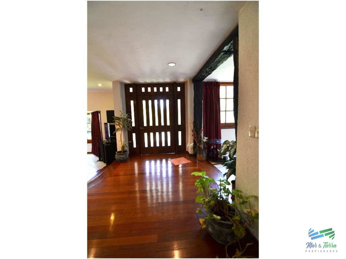 En venta y  alquiler de temporada... Espectacular casa en paradas de la mansa!