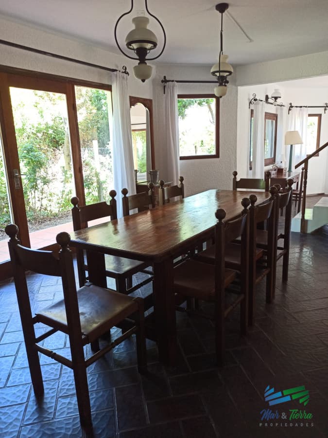 Buena Oportunidad en El Chorro-Manantiales-R.104 a 5 cuadras de la playa.
